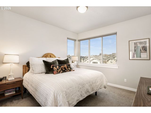 17312 Sw KITE Ln, Beaverton, OR 97007