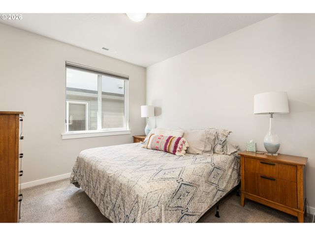 17312 Sw KITE Ln, Beaverton, OR 97007