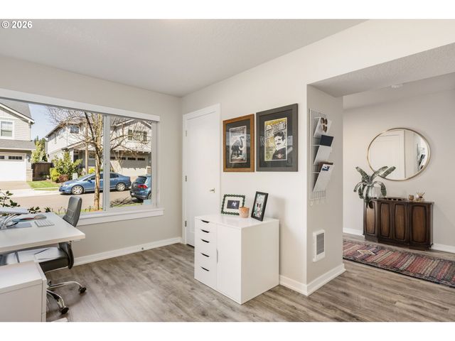 17312 Sw KITE Ln, Beaverton, OR 97007