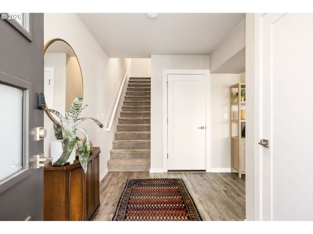 17312 Sw KITE Ln, Beaverton, OR 97007