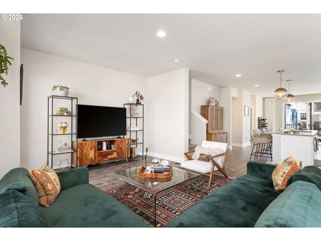 17312 Sw KITE Ln, Beaverton, OR 97007