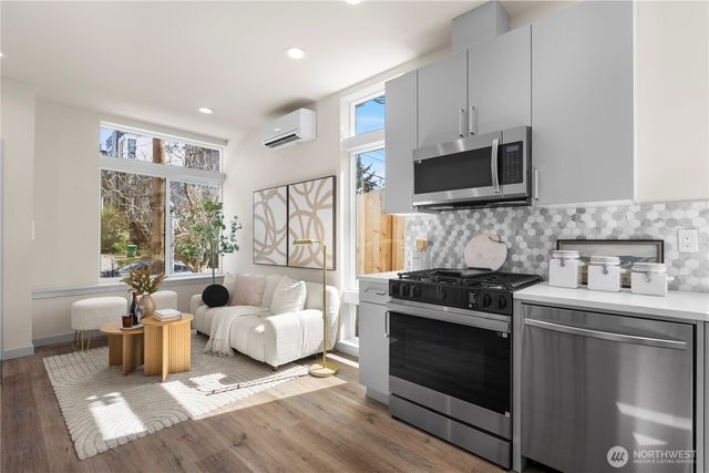 5515 A 9th Avenue NW, Seattle, WA 98107