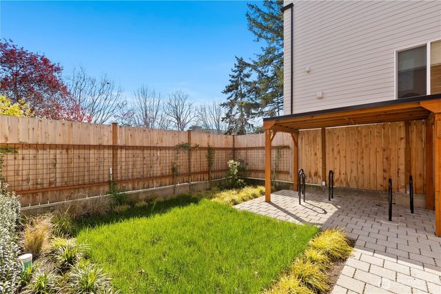 5515 A 9th Avenue NW, Seattle, WA 98107