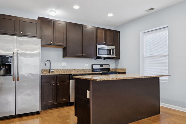 9222 S Laflin Street 3N, Chicago, IL 60620
