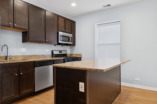 9222 S Laflin Street 3N, Chicago, IL 60620