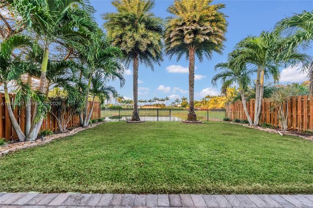 3401 SE 5th St, Homestead, FL 33033