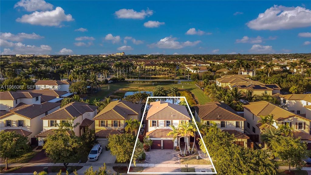 Image 26 of property listing at 3401 SE 5th St, Homestead, FL 33033