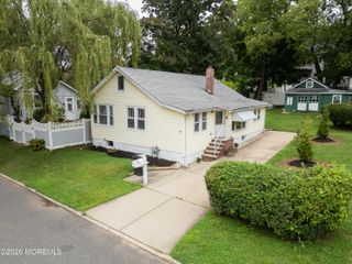 92 Asbury Avenue, Atlantic Highlands, NJ 07716