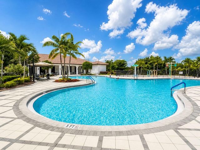 8408 NW 40th Street, Cooper City, FL 33024