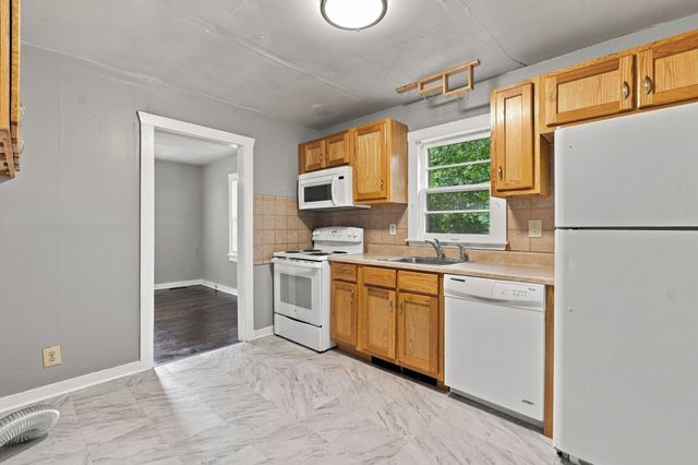 821 W Greenwood Ave, Nashville, TN 37206