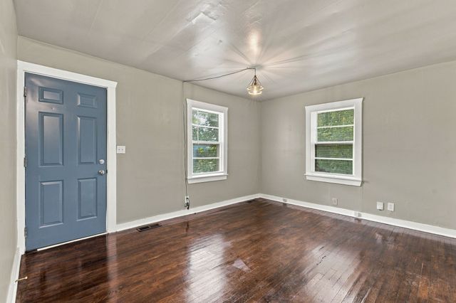 821 W Greenwood Ave, Nashville, TN 37206