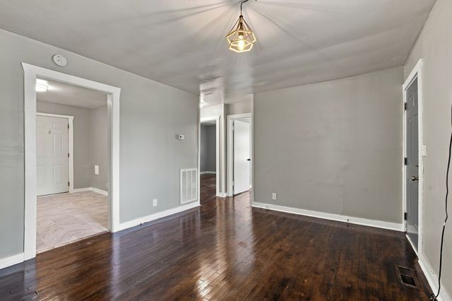 821 W Greenwood Ave, Nashville, TN 37206