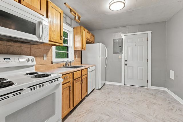 821 W Greenwood Ave, Nashville, TN 37206