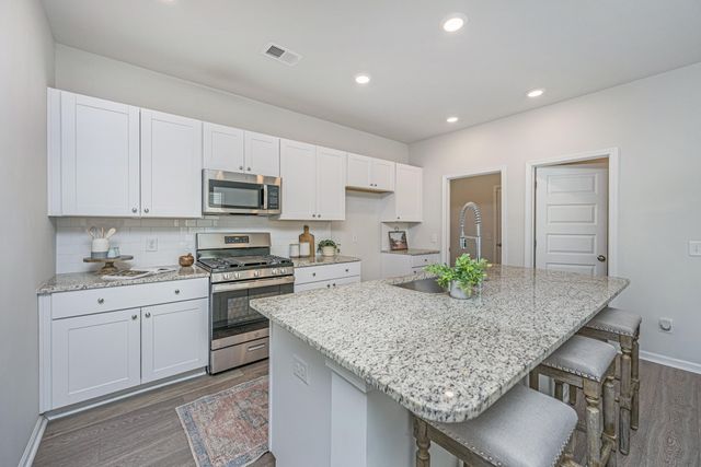 496 Minim Street, Charleston, SC 29414