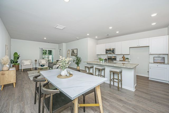 496 Minim Street, Charleston, SC 29414