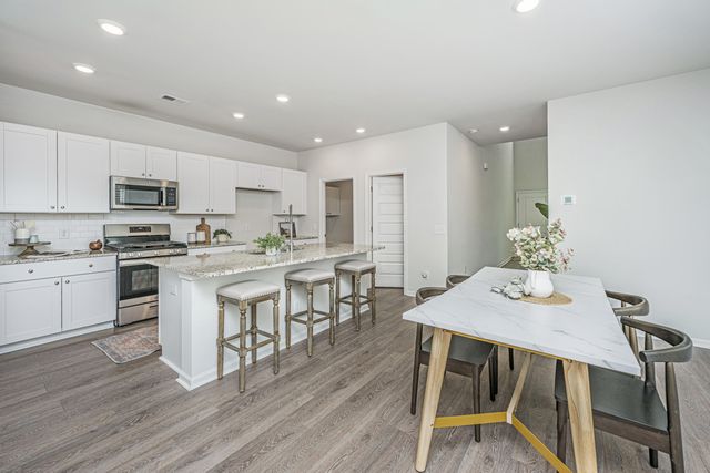496 Minim Street, Charleston, SC 29414