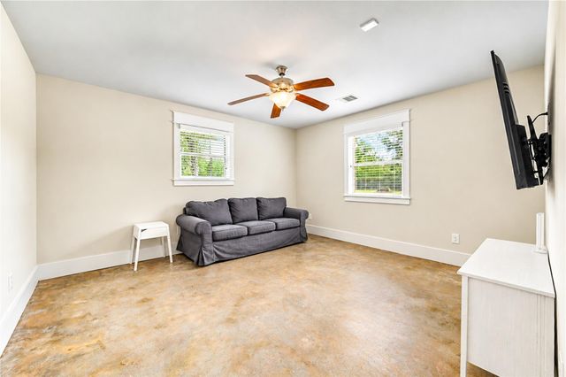 2422 De Soto Street, Houston, TX 77091