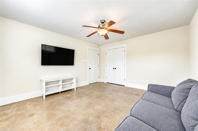 2422 De Soto Street, Houston, TX 77091