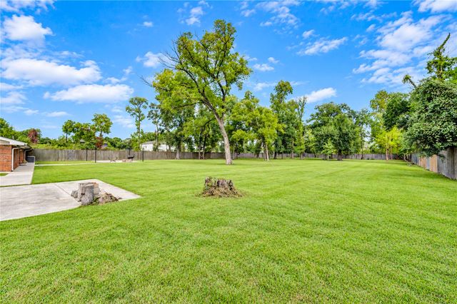 2422 De Soto Street, Houston, TX 77091