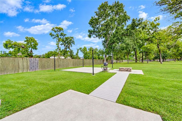 2422 De Soto Street, Houston, TX 77091