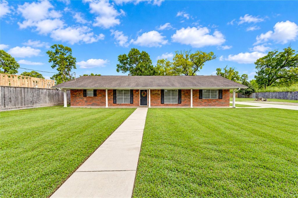 2422 De Soto Street, Houston, TX 77091