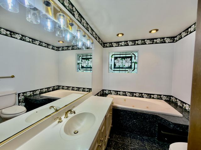 431 S Rammer Avenue, Arlington Heights, IL 60004