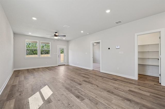 1216 Lavender WAY, Georgetown, TX 78628