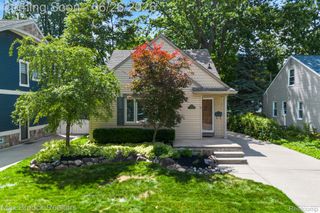 618 S Gainsborough Avenue, Royal Oak, MI 48067