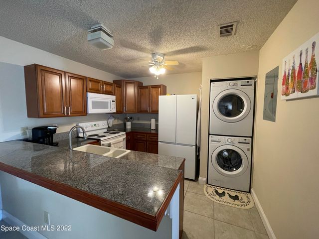 1440 Sheafe Avenue NE 112, Palm Bay, FL 32905