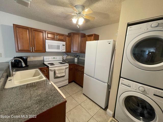 1440 Sheafe Avenue NE 112, Palm Bay, FL 32905