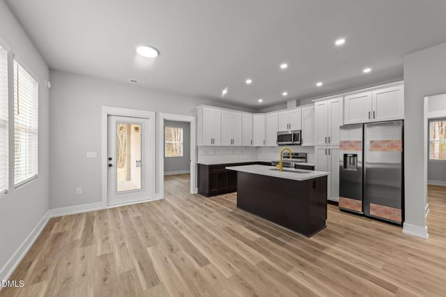 1907 N Webb Street, Selma, NC 27576