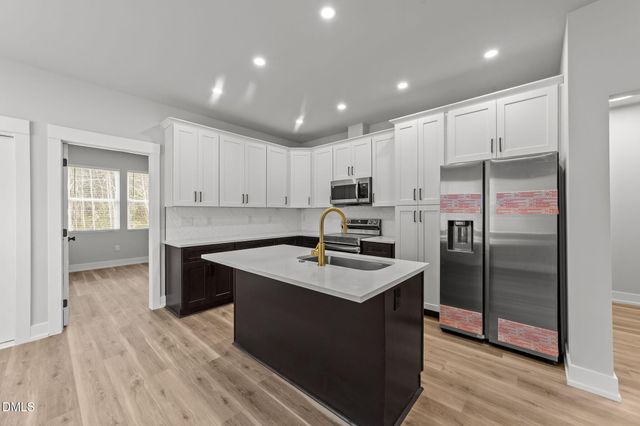 1907 N Webb Street, Selma, NC 27576