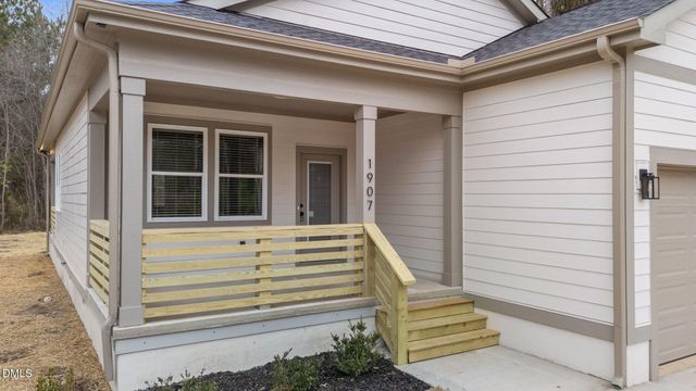 1907 N Webb Street, Selma, NC 27576