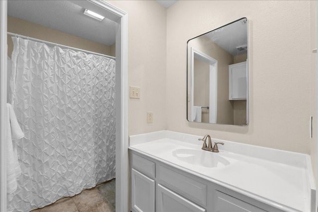 5255 Beaver Road, Santa Fe, TX 77517
