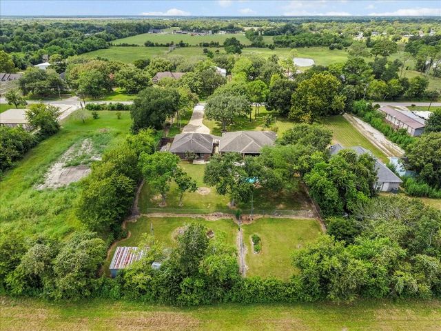5255 Beaver Road, Santa Fe, TX 77517