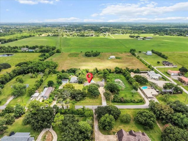 5255 Beaver Road, Santa Fe, TX 77517