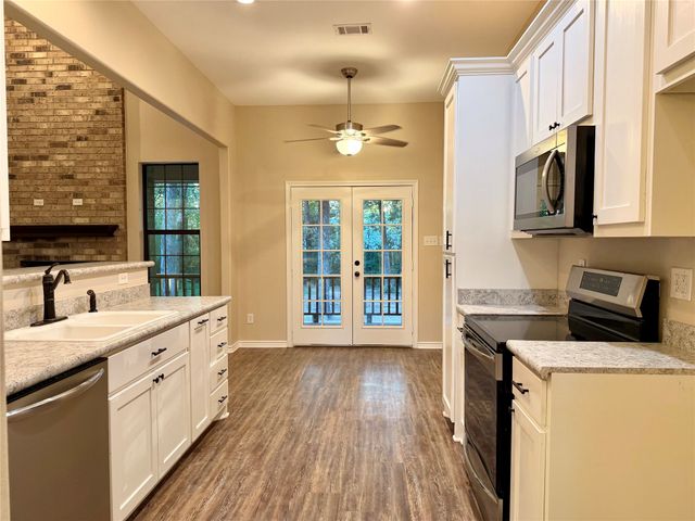7055 Joyce Street, Eustace, TX 75124