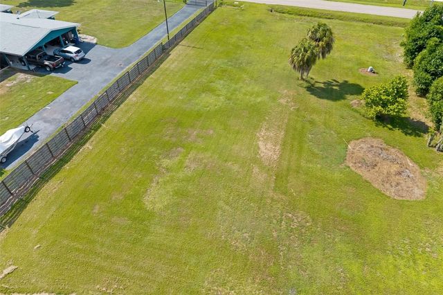 2612 61ST STREET E, Palmetto, FL 34221