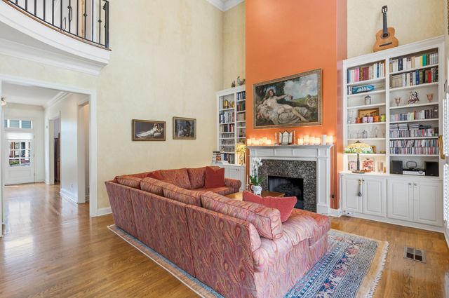 182 HARBOR ISLE CIR, Memphis, TN 38103