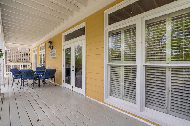 182 HARBOR ISLE CIR, Memphis, TN 38103