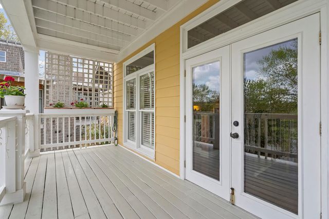 182 HARBOR ISLE CIR, Memphis, TN 38103