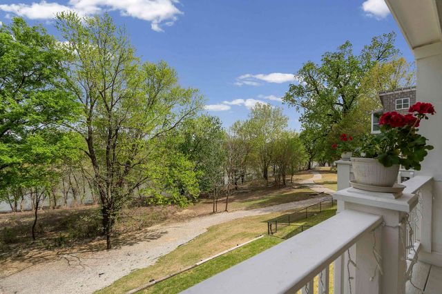 182 HARBOR ISLE CIR, Memphis, TN 38103