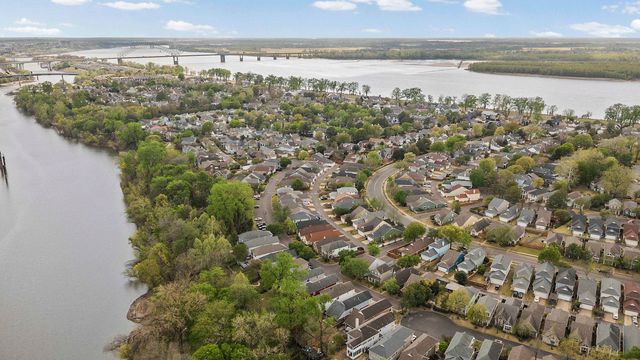 182 HARBOR ISLE CIR, Memphis, TN 38103