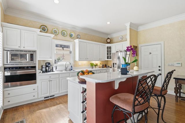 182 HARBOR ISLE CIR, Memphis, TN 38103