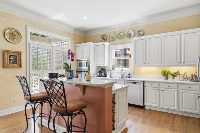 182 HARBOR ISLE CIR, Memphis, TN 38103