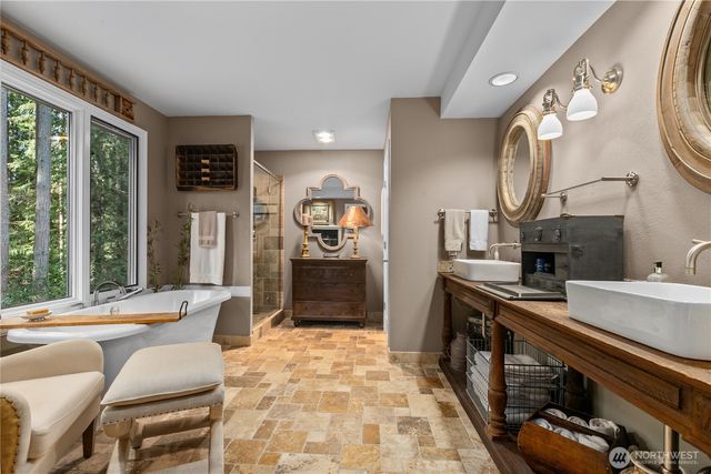 15427 178th Avenue NE, Woodinville, WA 98072