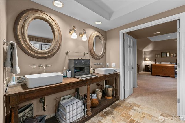 15427 178th Avenue NE, Woodinville, WA 98072