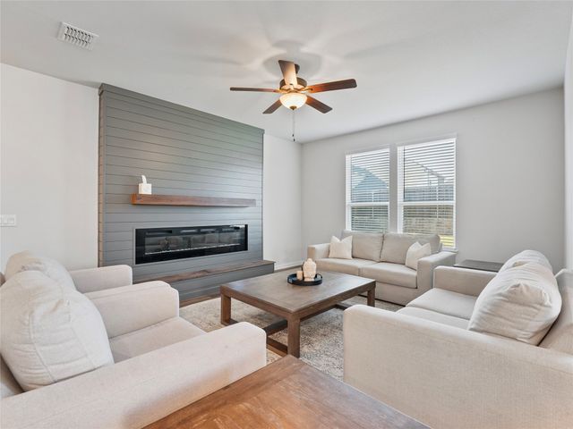 542 Freed Drive, Fate, TX 75087