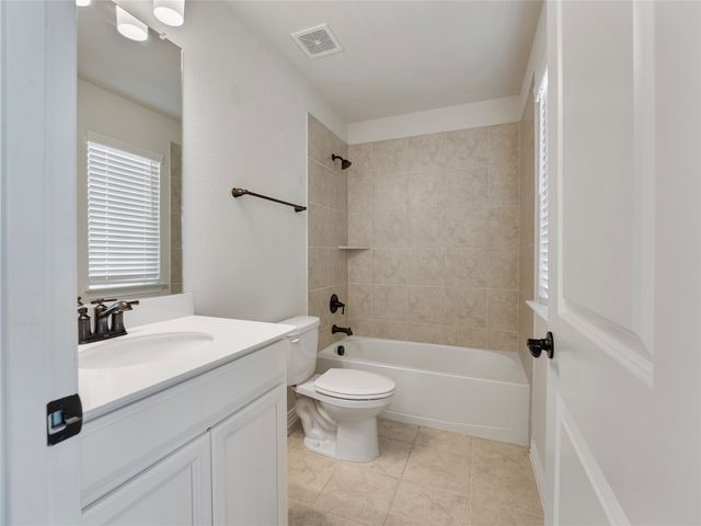 542 Freed Drive, Fate, TX 75087