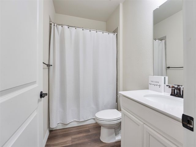 542 Freed Drive, Fate, TX 75087